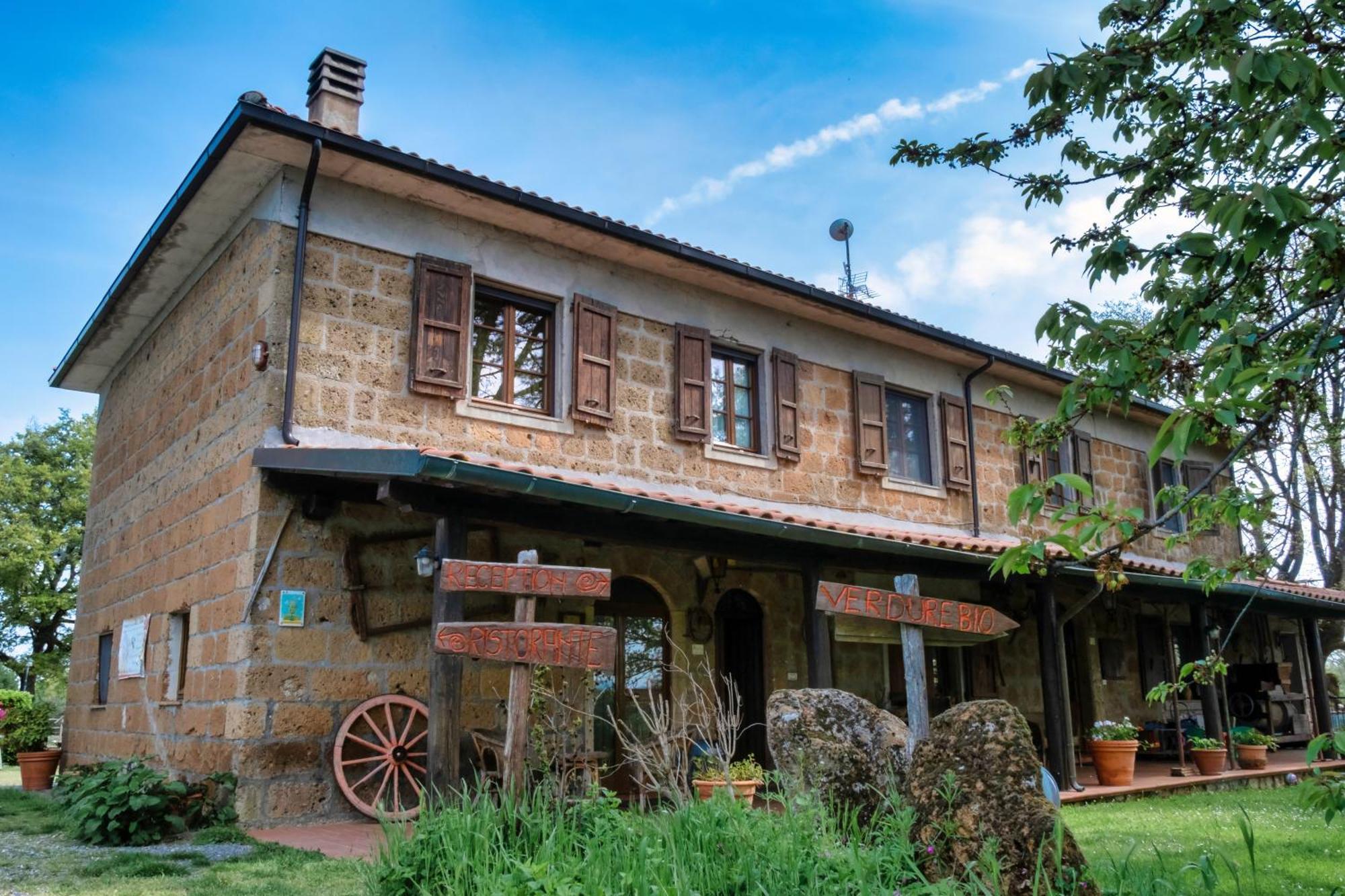 Bio Agriturismo Aia Del Tufo Sorano  Eksteriør billede