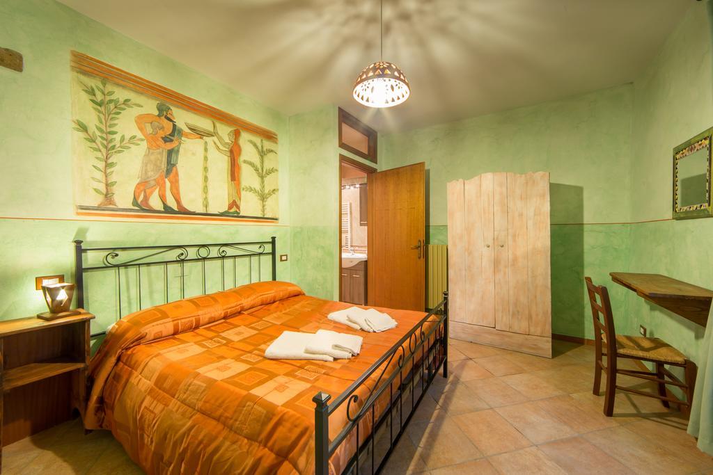 Bio Agriturismo Aia Del Tufo Sorano  Eksteriør billede