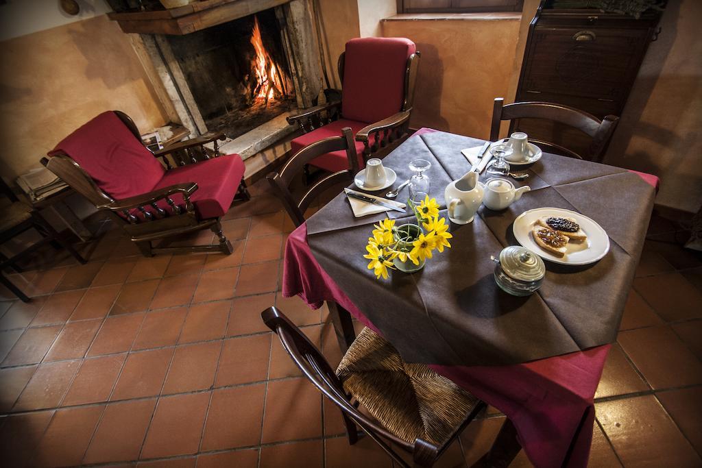 Bio Agriturismo Aia Del Tufo Sorano  Eksteriør billede