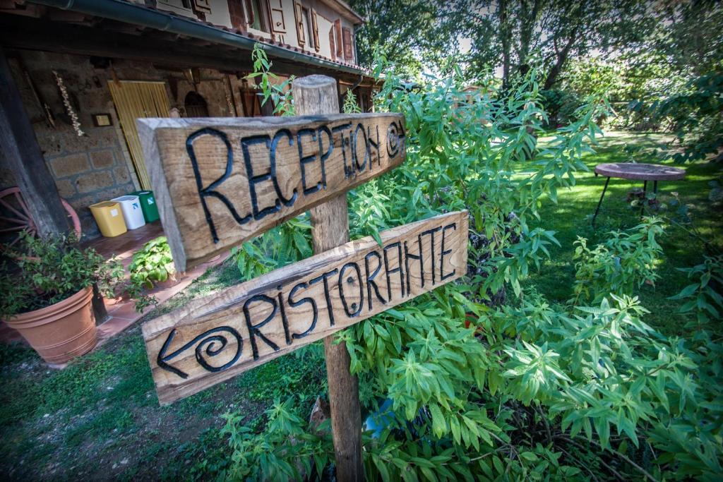 Bio Agriturismo Aia Del Tufo Sorano  Eksteriør billede